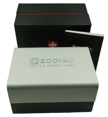 files/zodiac-sea-dragon-automatic-retro-sapphire-black-leather-40mm-mens-watch-zo9906-2.jpg
